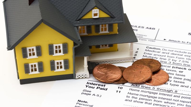 Three Ways That a Real Estate Attorney in New Jersey Helps Prospective Buyers
